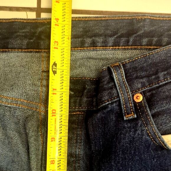 Levi’s 501 – Made in Egypt, Small “e” Sized 38x32 - Picture 6 of 7